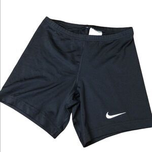 Nike bicycle shorts size medium